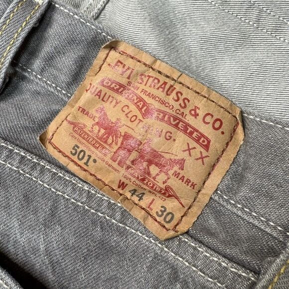 VTG Levis 501 Jeans Mens 44x30 Gray Button Fly Straight Leg Red Tab Mexico - Picture 7 of 15